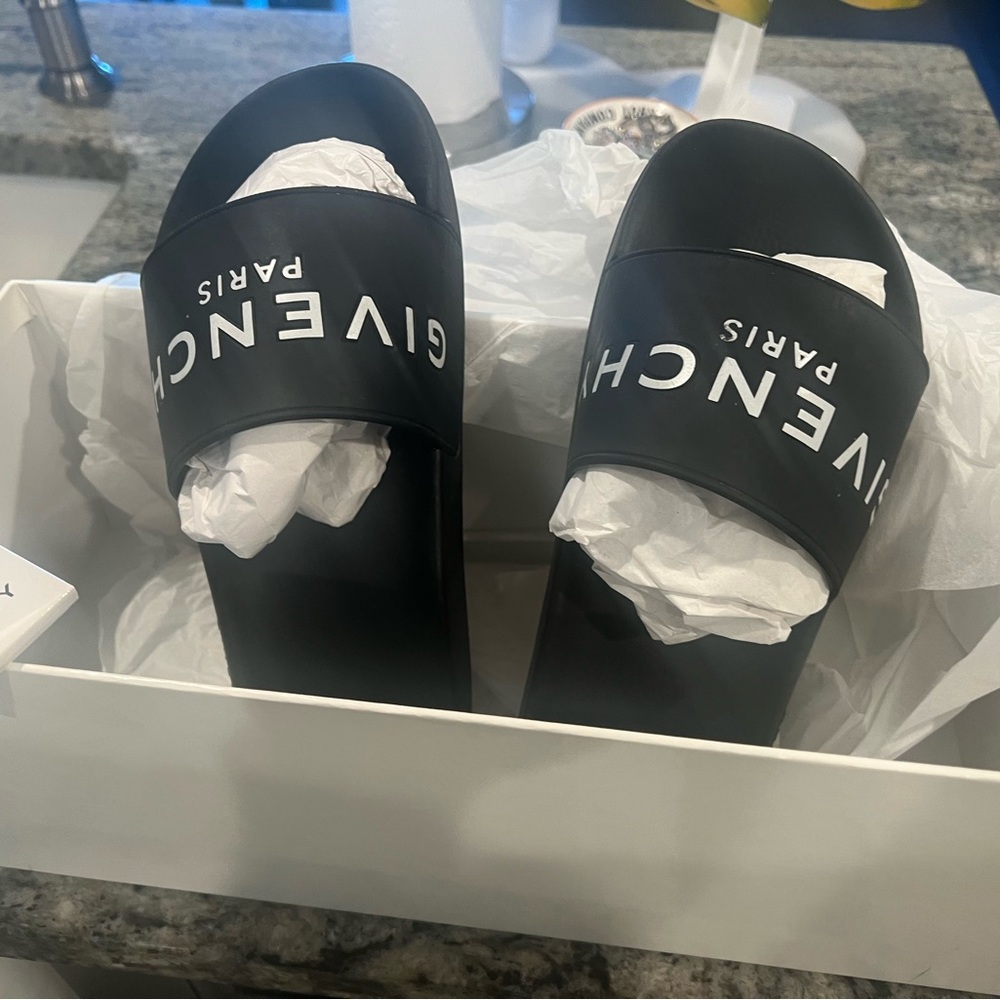COPY - Givenchy Slides! Pre-loved!